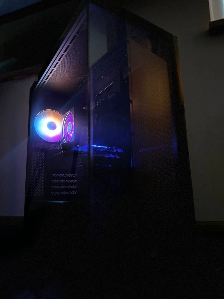 8-Tuumaline Mänguriarvuti Ryzen up to 4.60Hz, GeForce GTX 1080 TI - 11GB, 32GB RAM