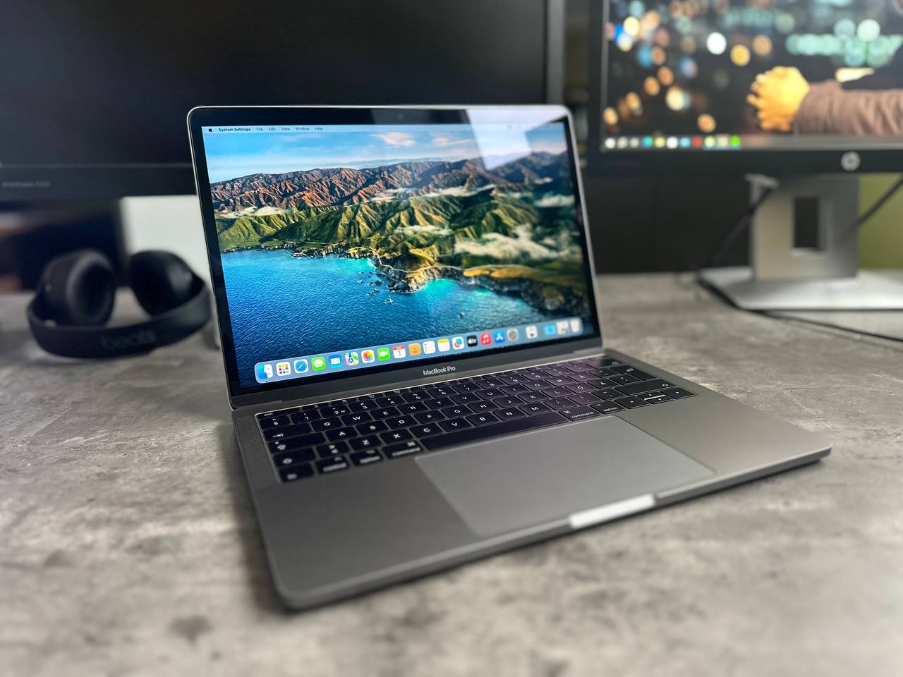 Intel® Core™ i7 Macbook Pro 2017a